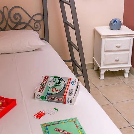 Apartment Studios Akrogiali *
